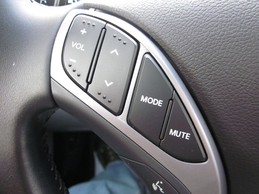 2015 Hyundai Elantra Image 63