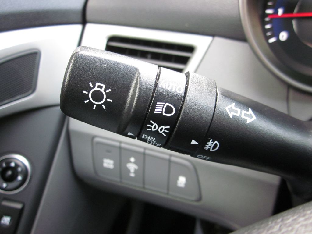 2015 Hyundai Elantra Image 67