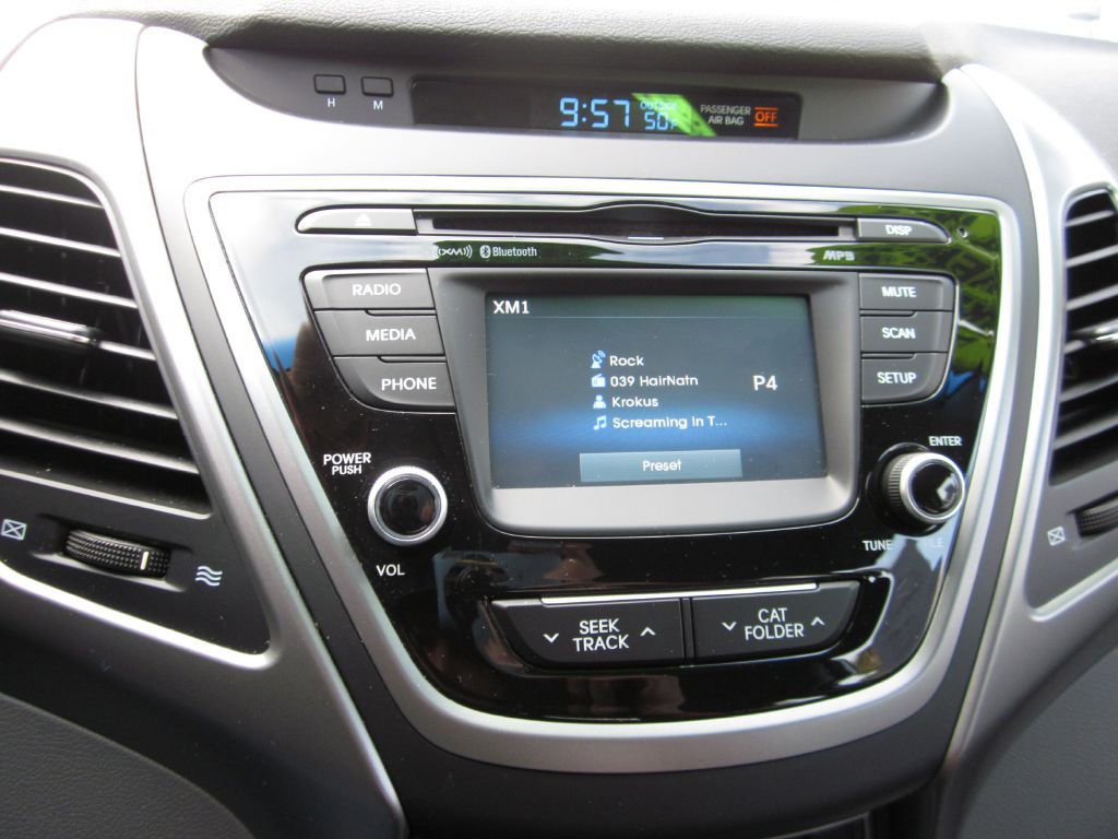 2015 Hyundai Elantra Image 70