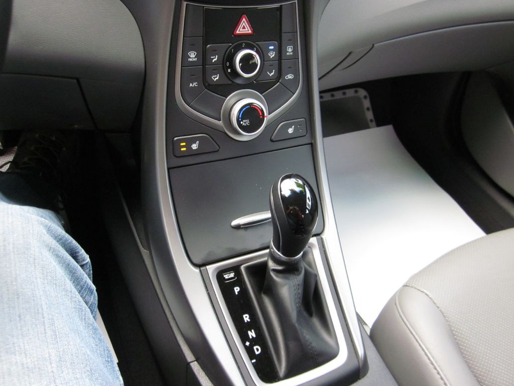 2015 Hyundai Elantra Image 73