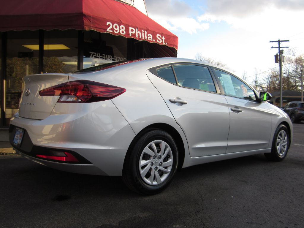 2019 Hyundai Elantra Image 5