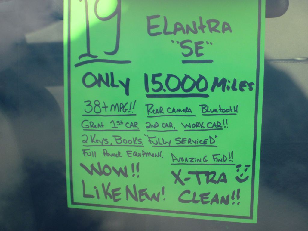 2019 Hyundai Elantra Image 21