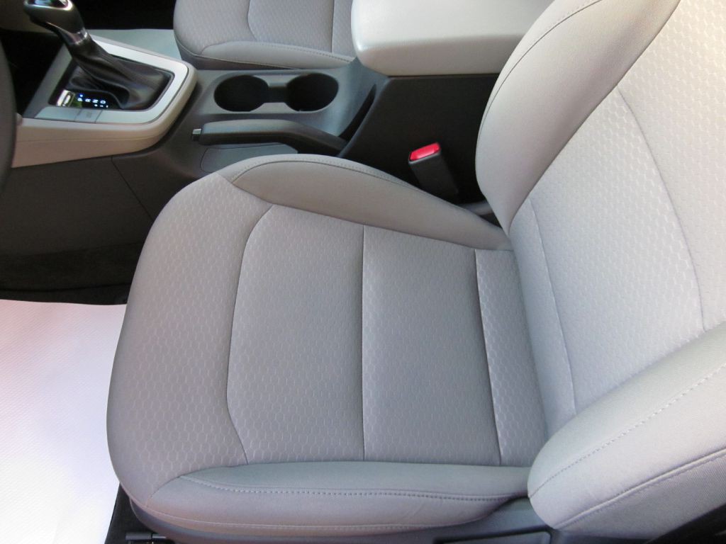 2019 Hyundai Elantra Image 36