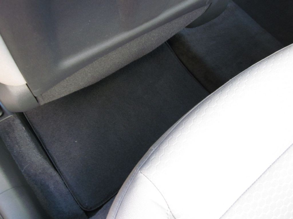 2019 Hyundai Elantra Image 41