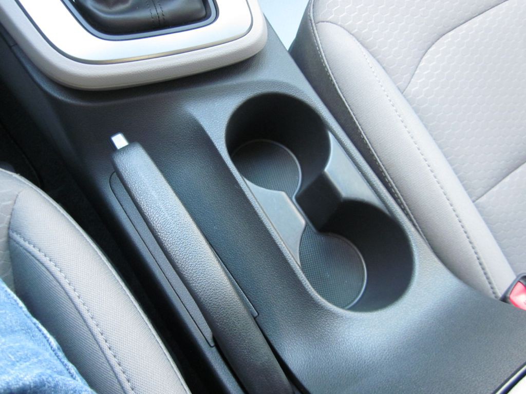 2019 Hyundai Elantra Image 71