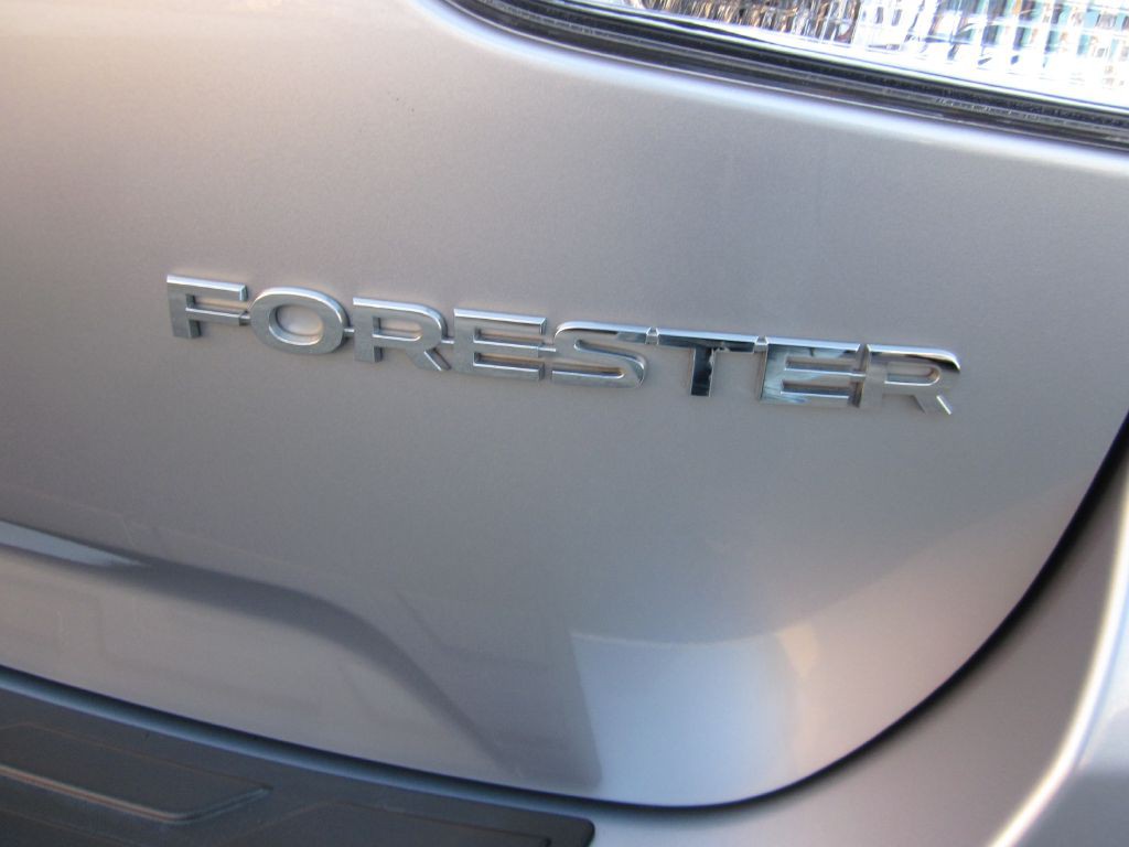 2020 Subaru Forester Image 6
