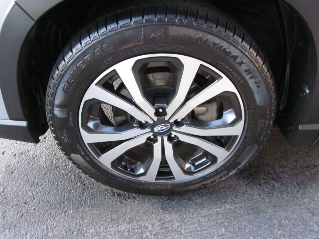 2020 Subaru Forester Image 36