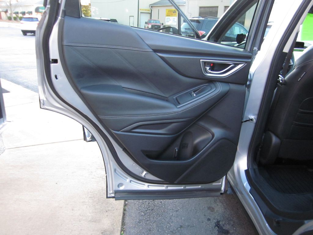 2020 Subaru Forester Image 50