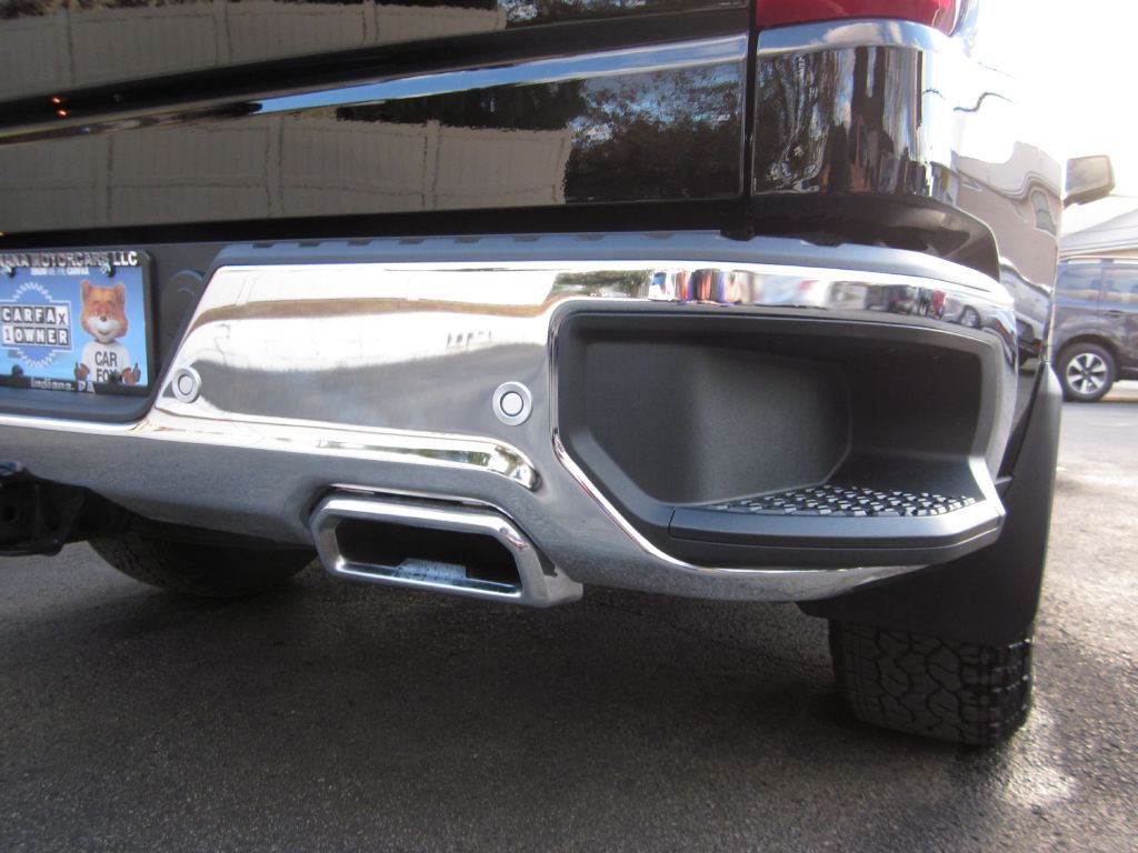 2025 Chevrolet Silverado 1500 Image 17