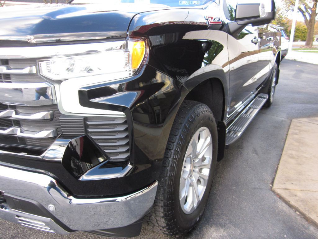 2025 Chevrolet Silverado 1500 Image 38