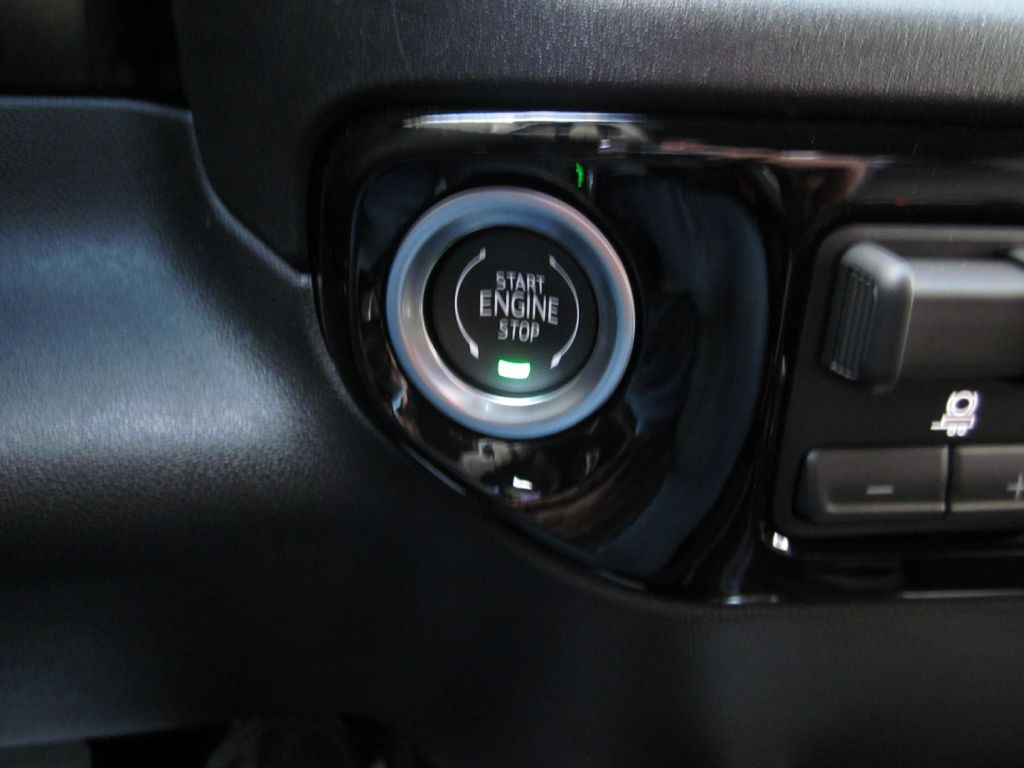 2025 Chevrolet Silverado 1500 Image 81