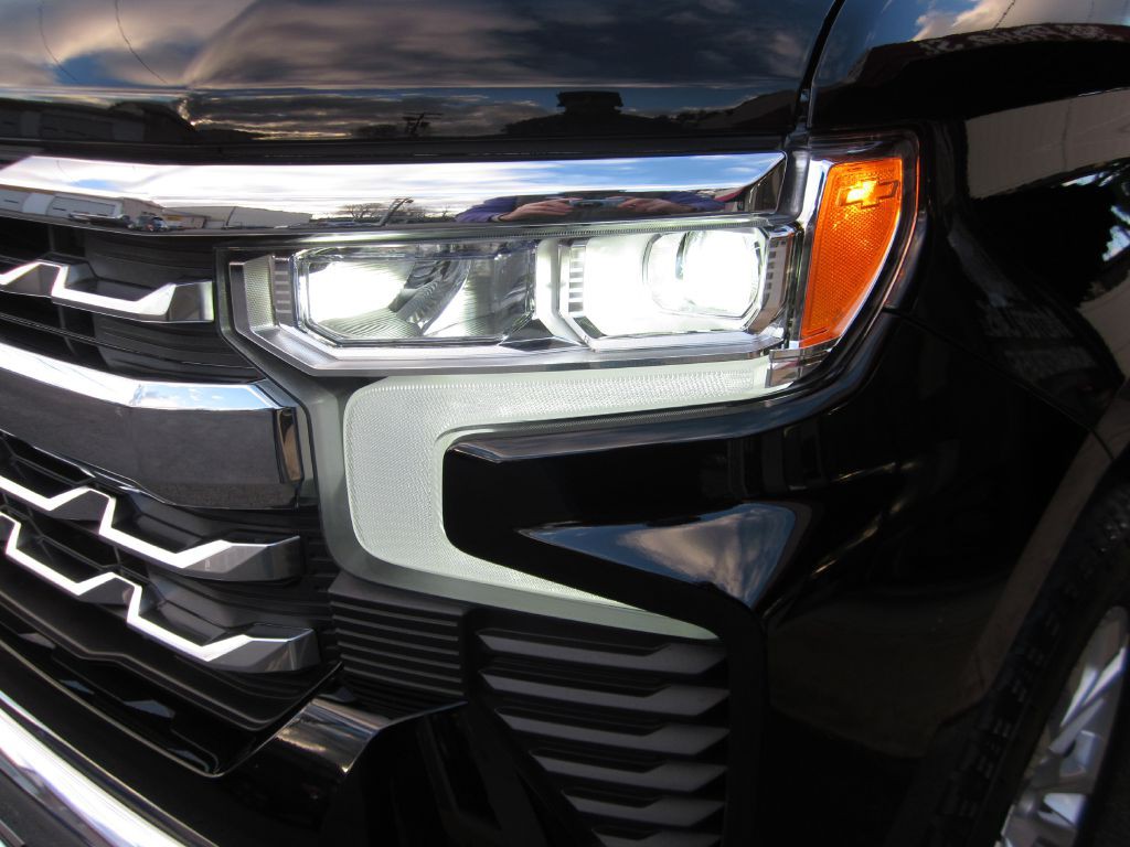 2025 Chevrolet Silverado 1500 Image 104