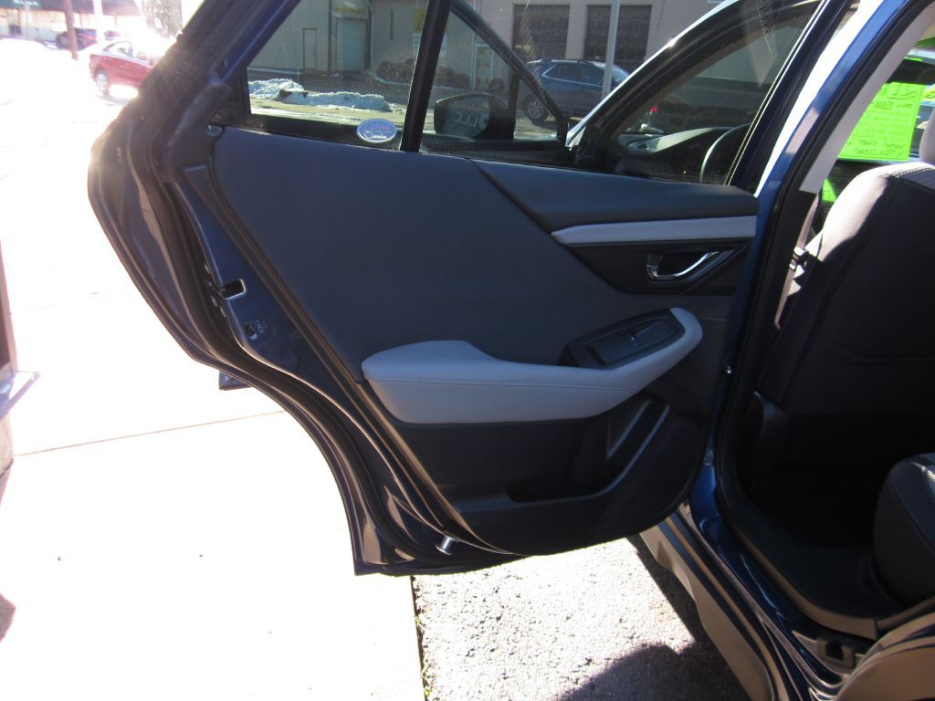 2021 Subaru Outback Image 31