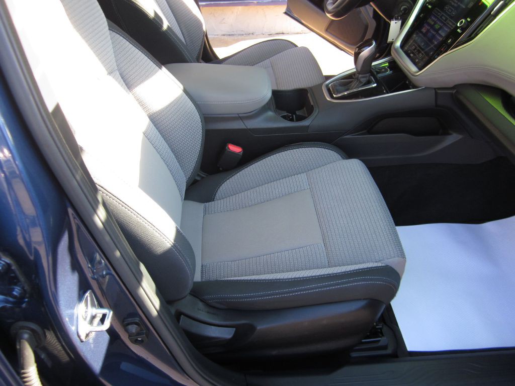 2021 Subaru Outback Image 41