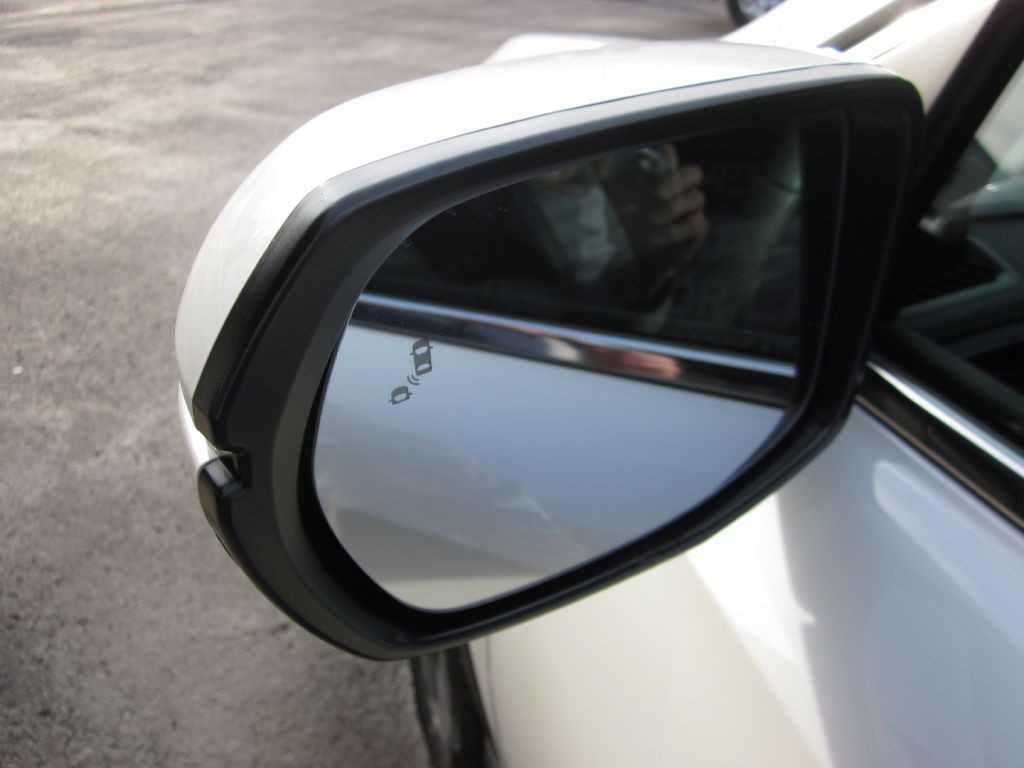 2018 Honda CR-V Image 16