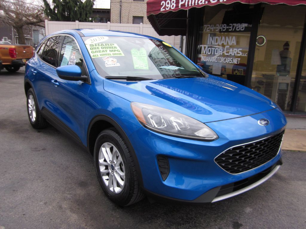 2020 Ford Escape Image 2