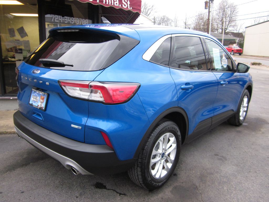 2020 Ford Escape Image 9