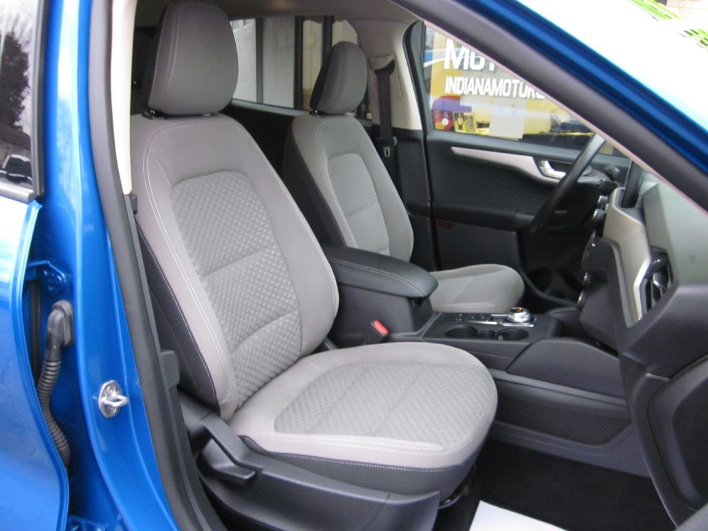 2020 Ford Escape Image 52