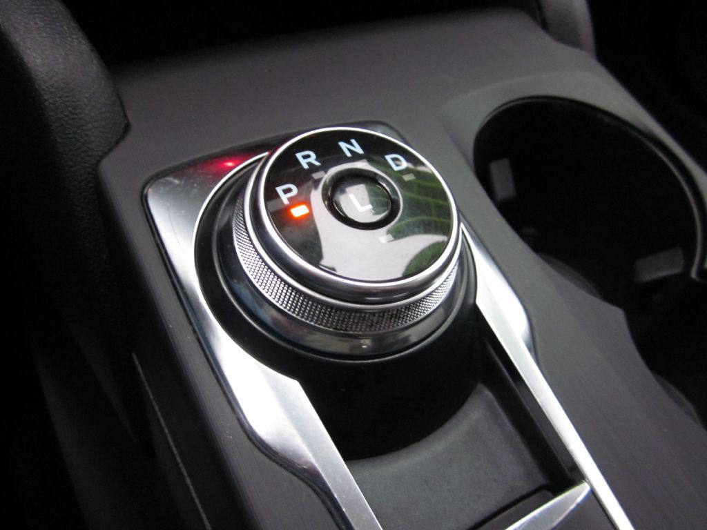 2020 Ford Escape Image 75