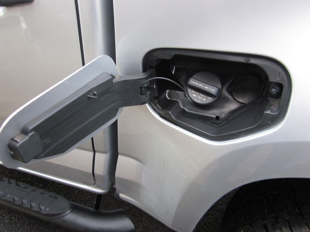 2016 Chevrolet Colorado Image 36