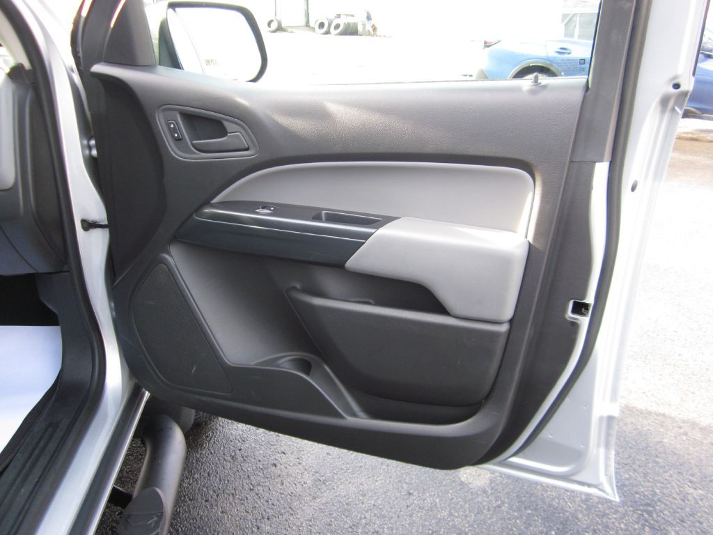 2016 Chevrolet Colorado Image 46