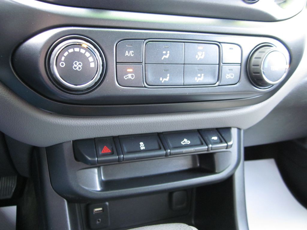 2016 Chevrolet Colorado Image 63