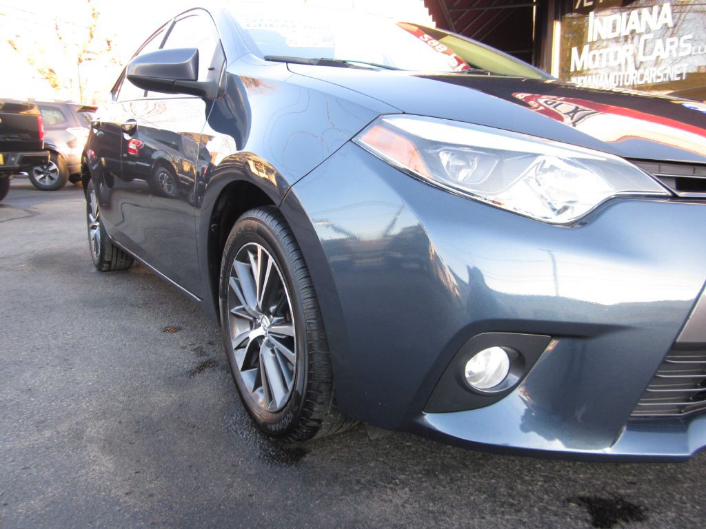 2016 Toyota Corolla Image 25