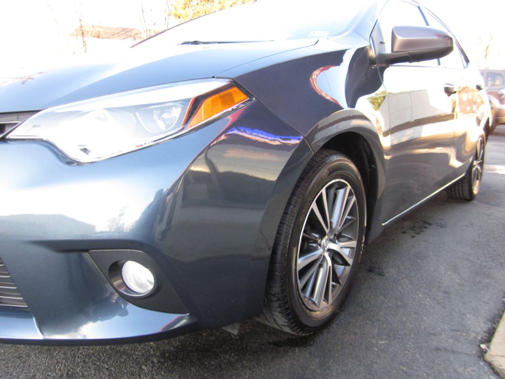 2016 Toyota Corolla Image 26