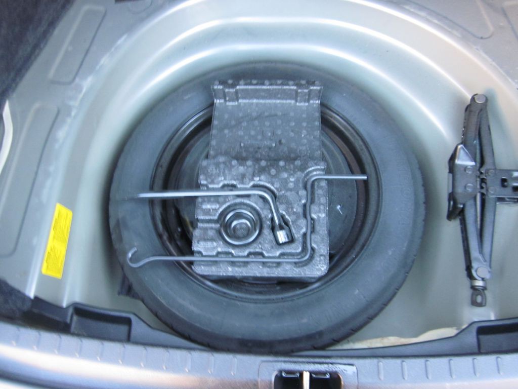 2016 Toyota Corolla Image 31