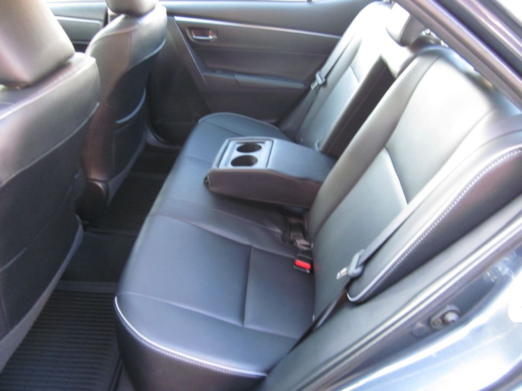 2016 Toyota Corolla Image 45