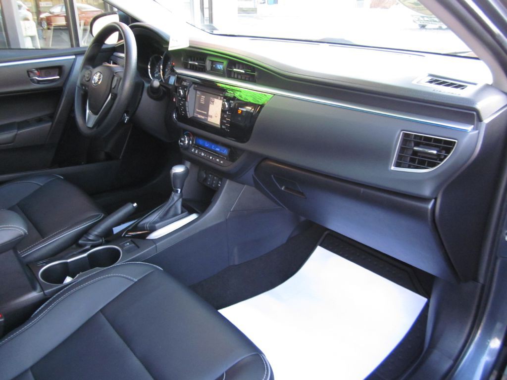2016 Toyota Corolla Image 49