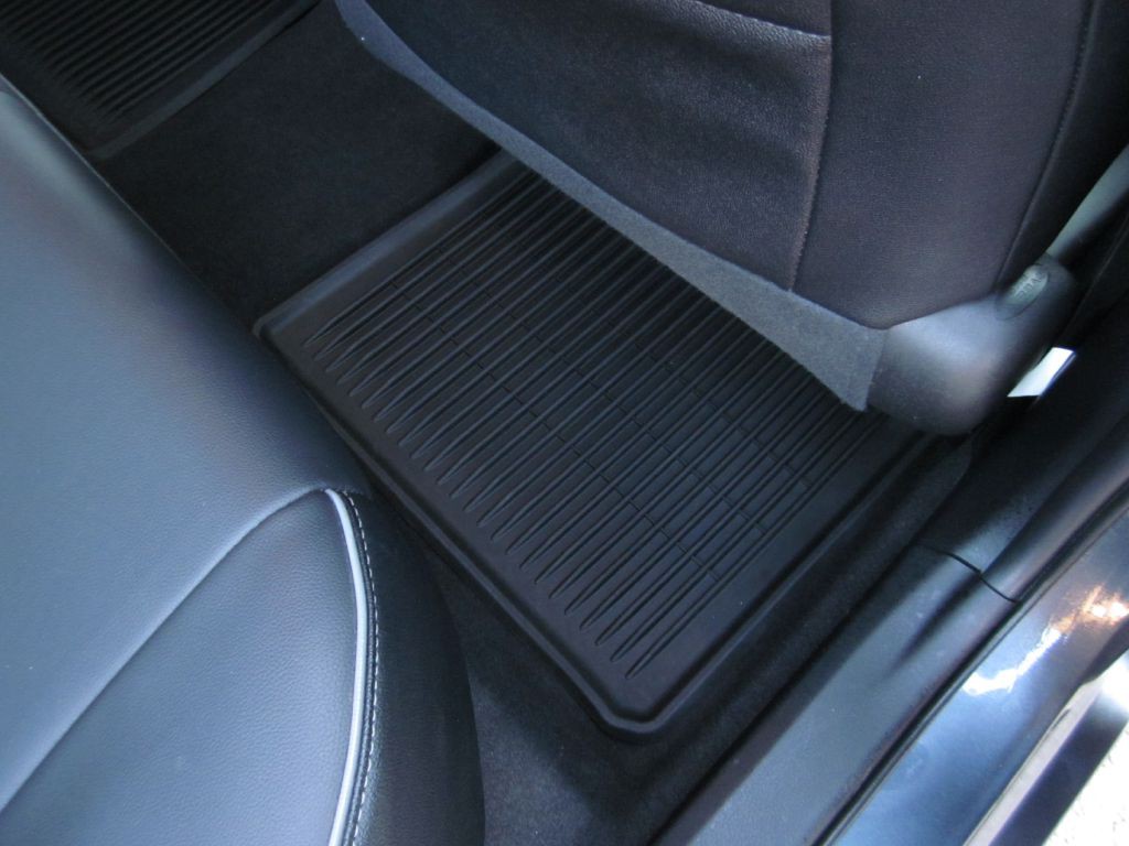 2016 Toyota Corolla Image 55