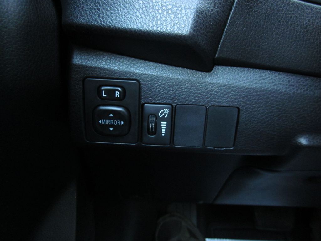 2016 Toyota Corolla Image 63