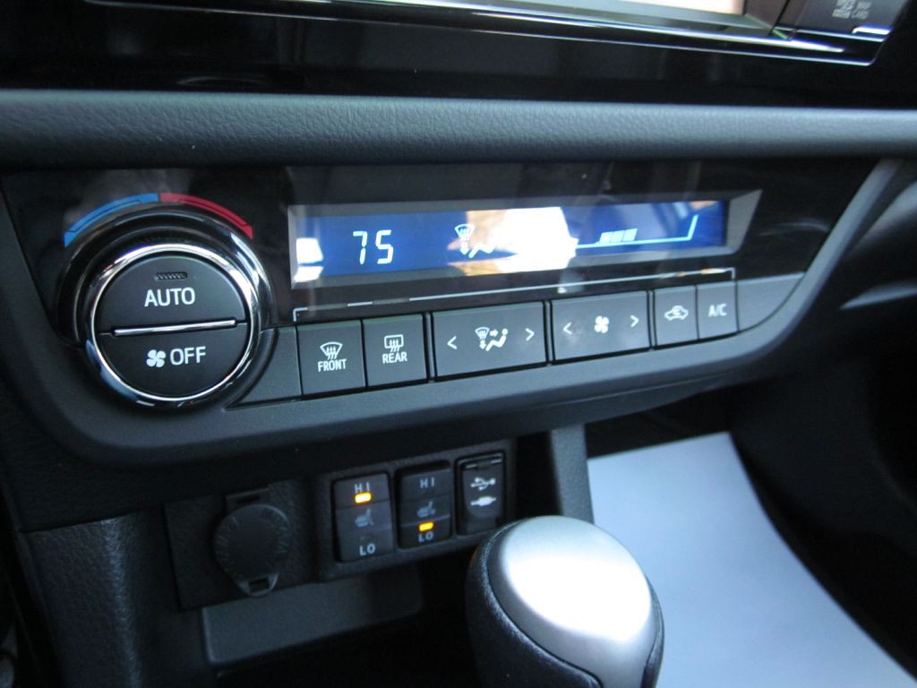 2016 Toyota Corolla Image 72