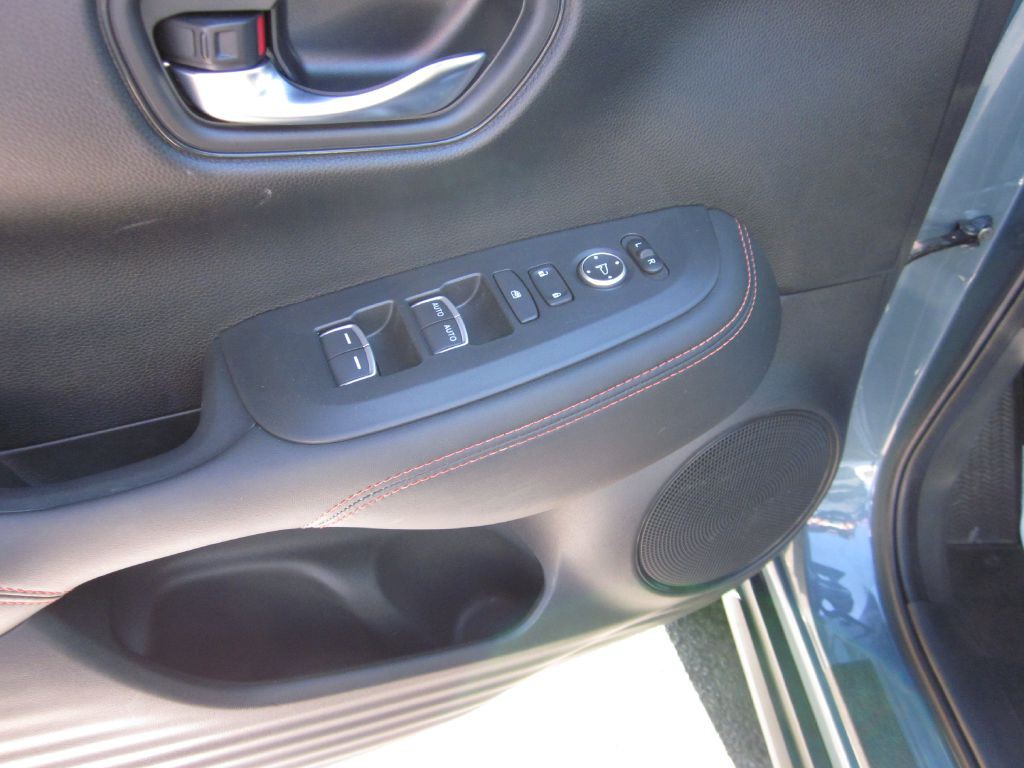 2023 Honda HR-V Image 33