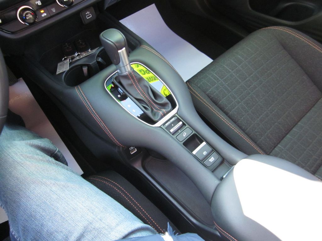 2023 Honda HR-V Image 65