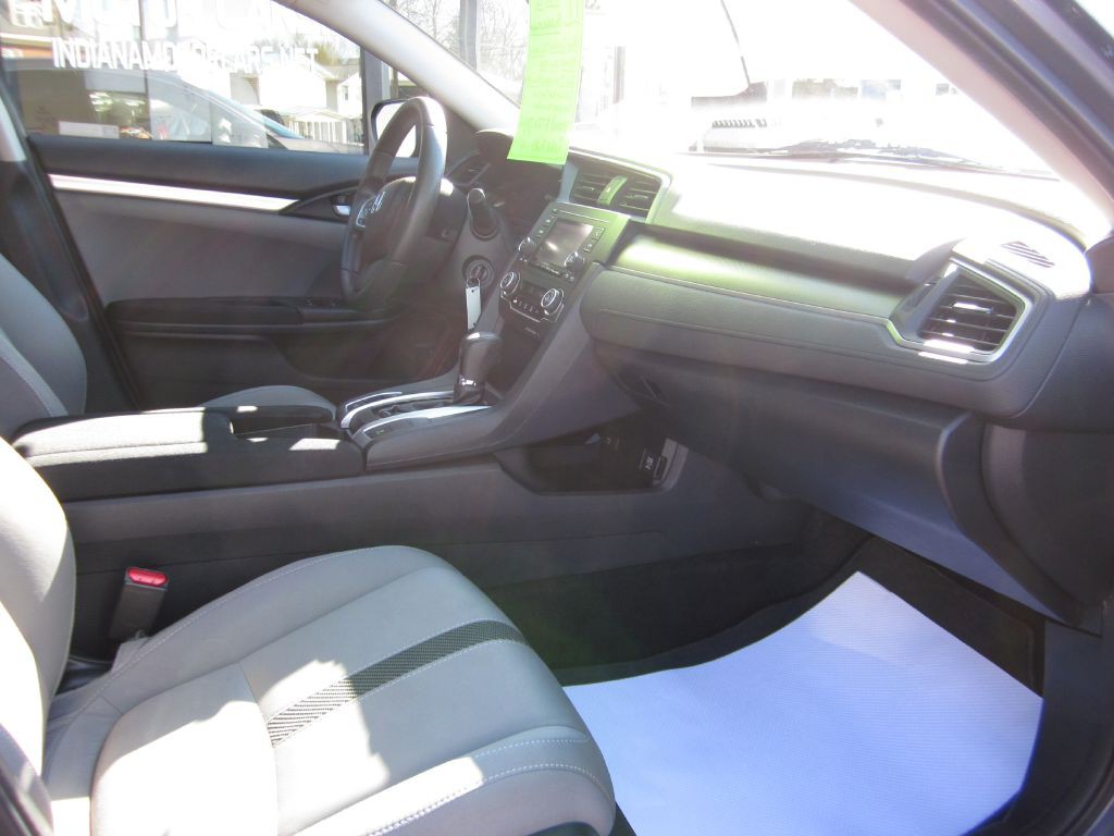 2017 Honda Civic Image 45