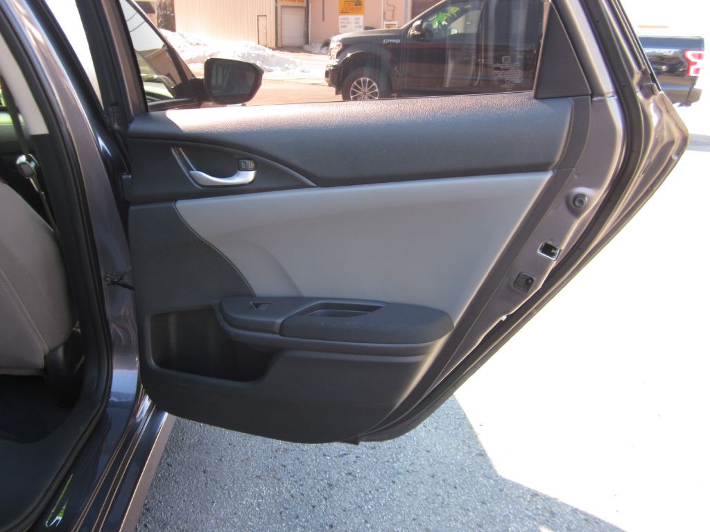 2017 Honda Civic Image 46