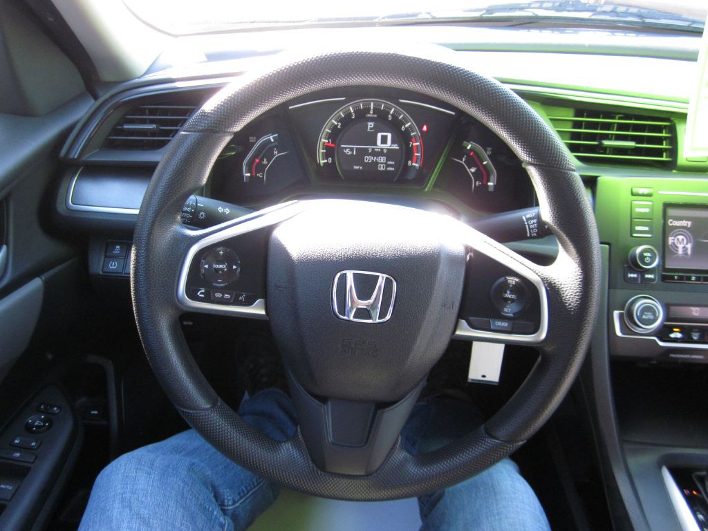 2017 Honda Civic Image 51