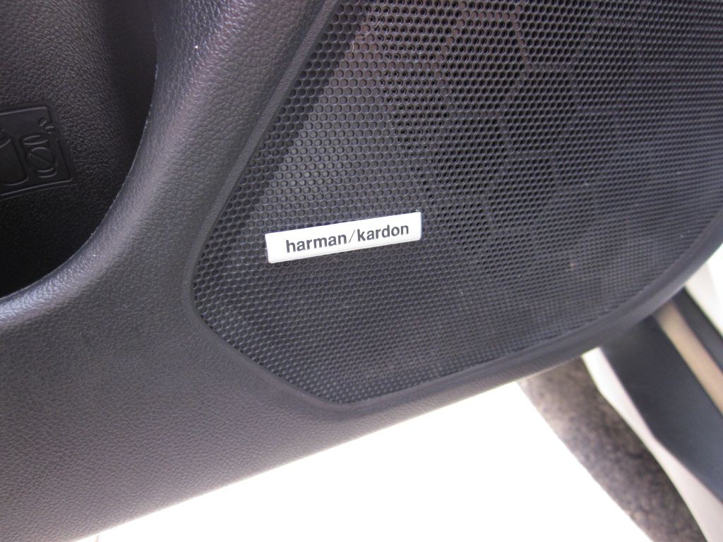 2017 Subaru Outback Image 28