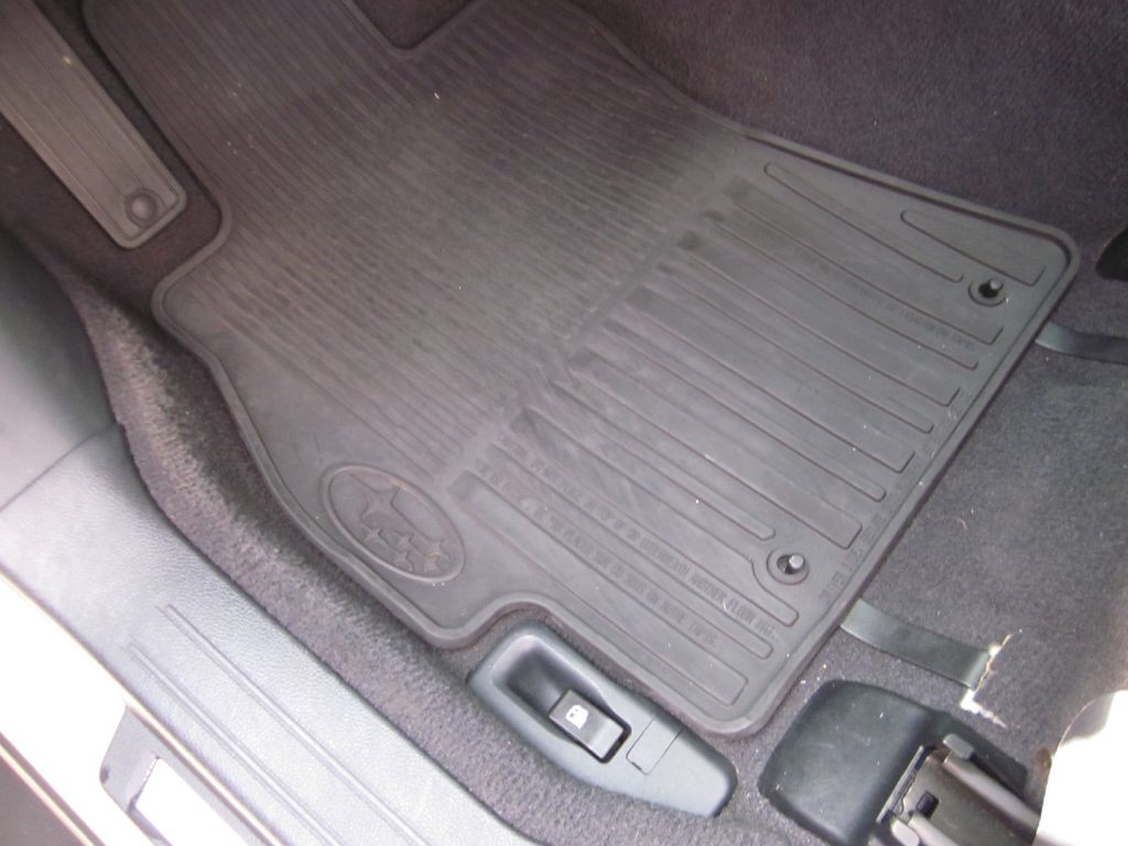 2017 Subaru Outback Image 30