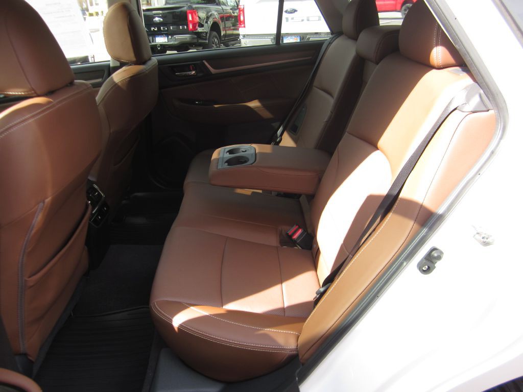 2017 Subaru Outback Image 33