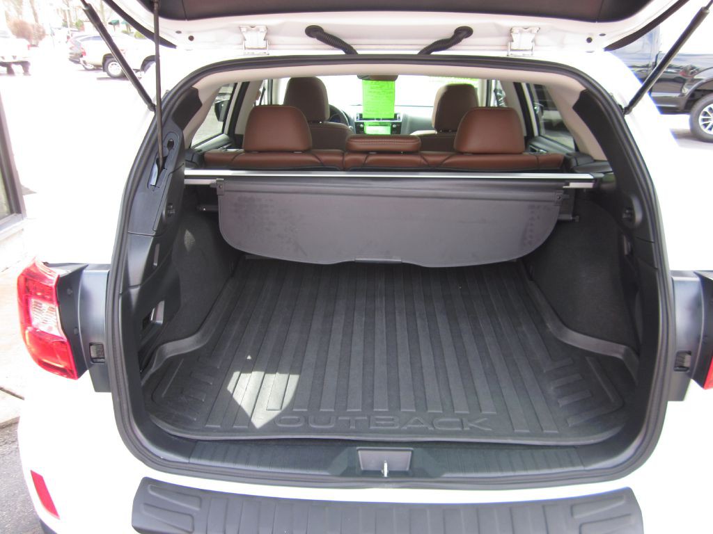 2017 Subaru Outback Image 37