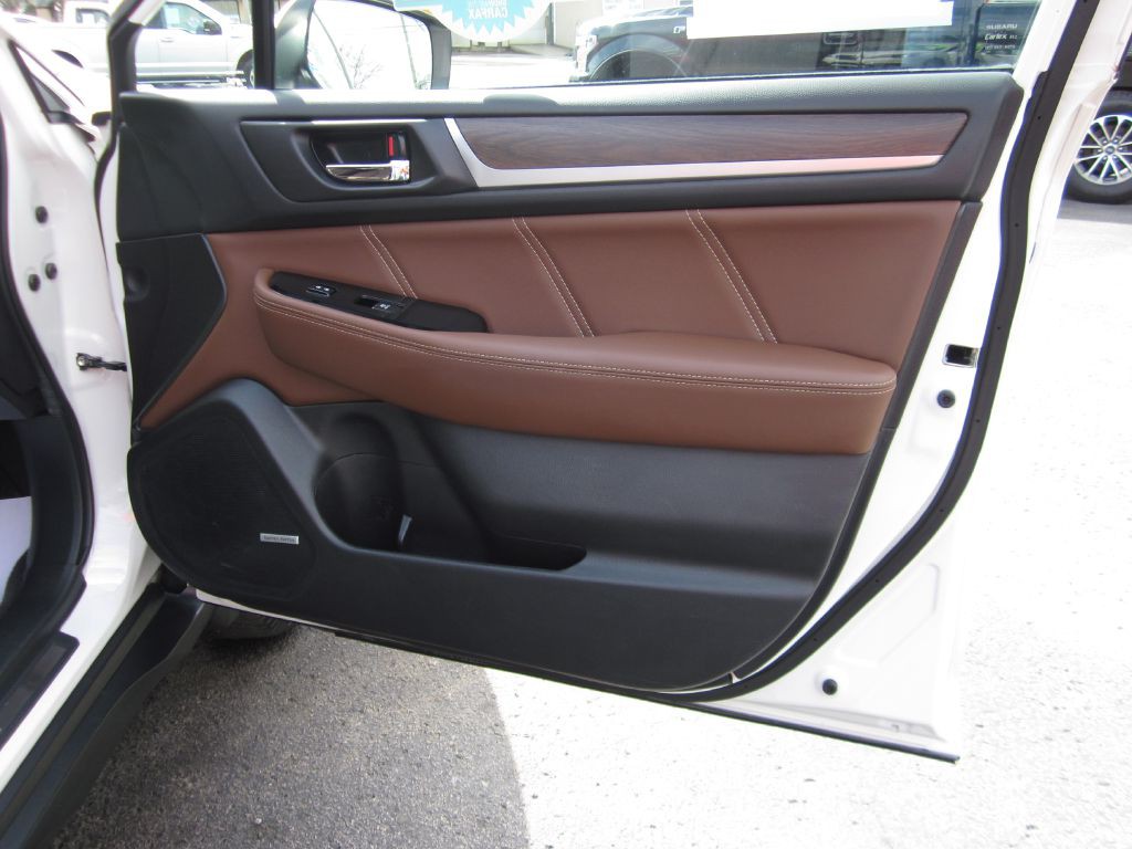 2017 Subaru Outback Image 44