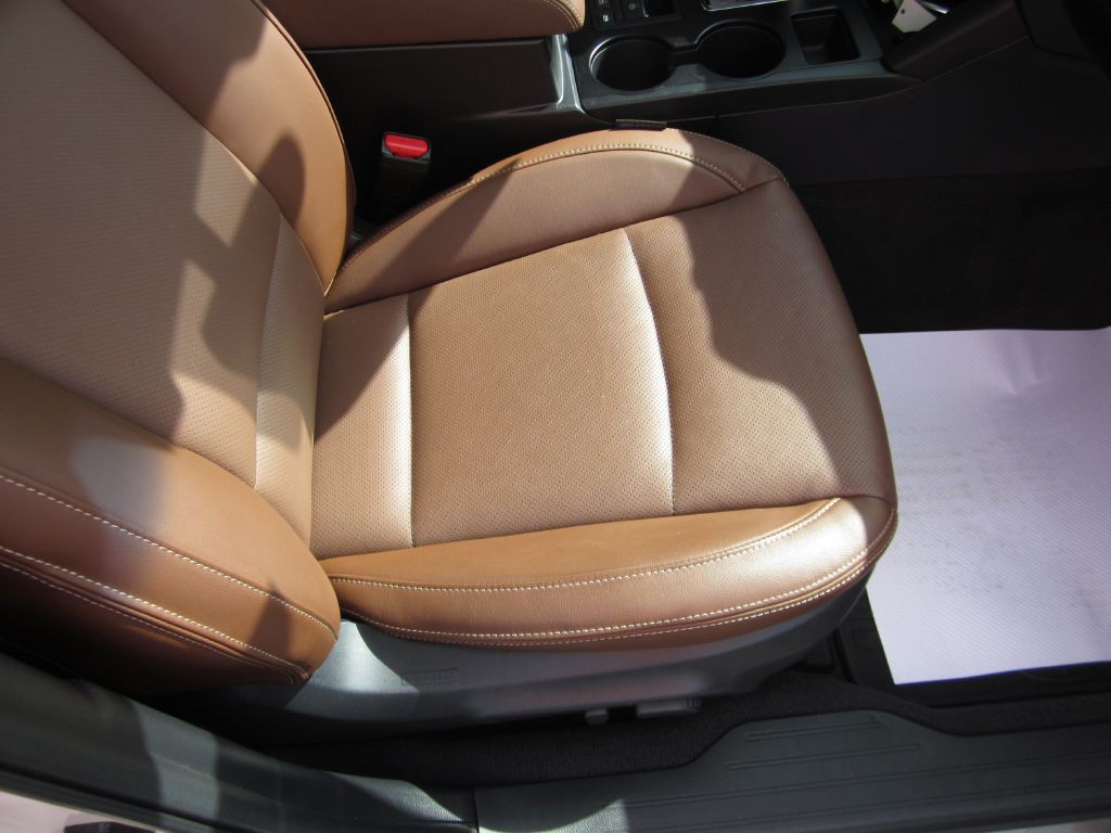 2017 Subaru Outback Image 48