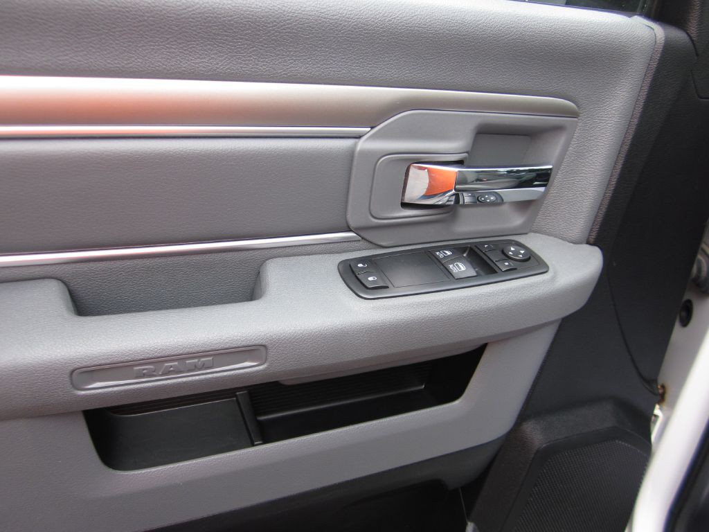 2014 RAM 1500 Image 41