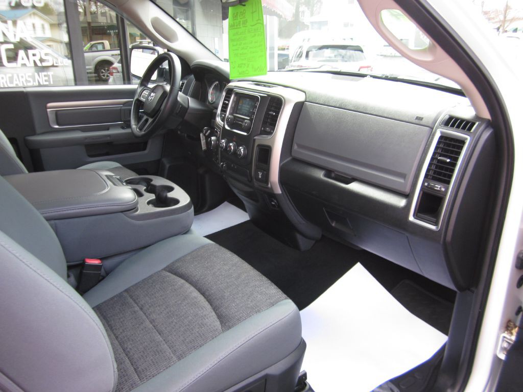 2014 RAM 1500 Image 52
