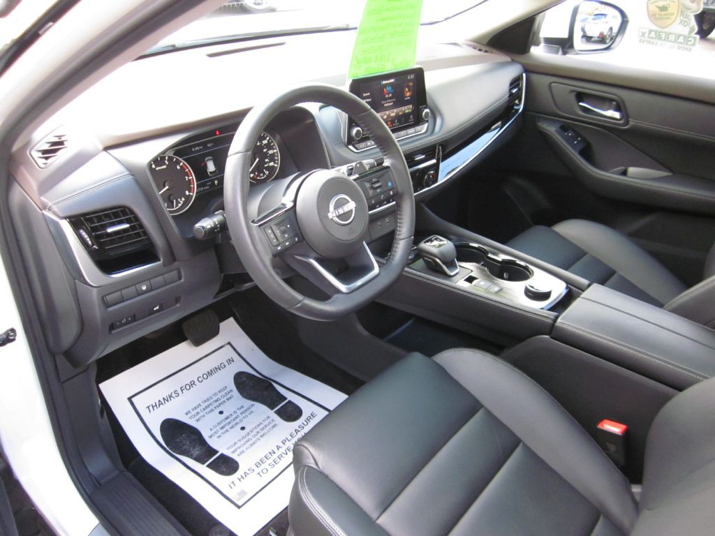 2023 Nissan Rogue Image 39