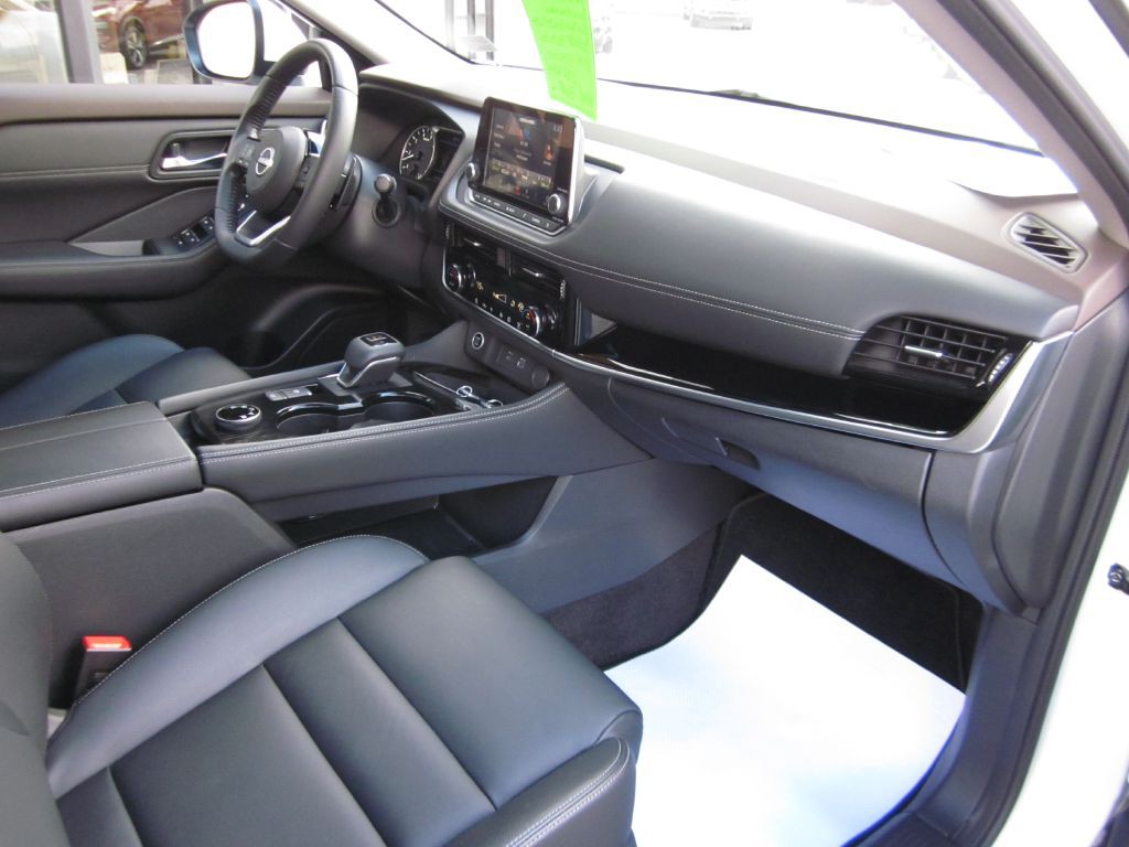 2023 Nissan Rogue Image 49