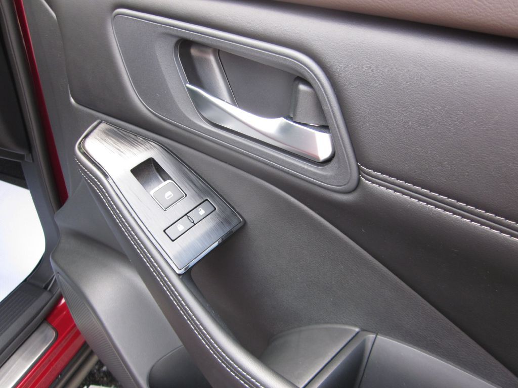 2023 Nissan Rogue Image 73